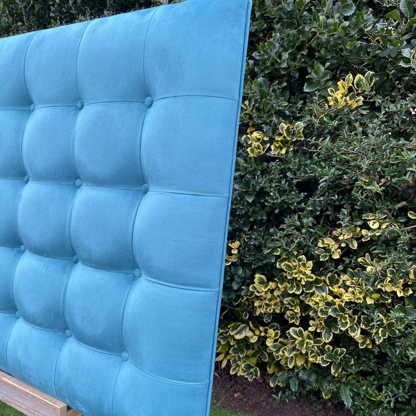 SQUARE BUTTONED HEADBOARD - DOUBLE