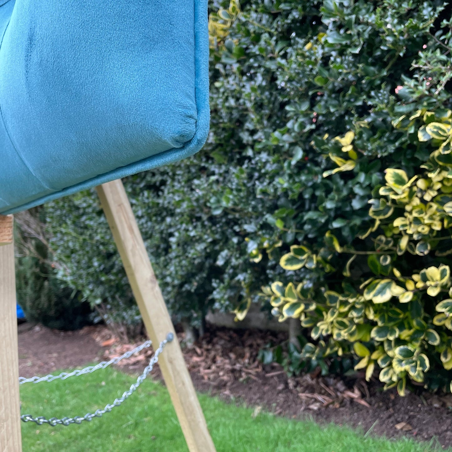 SQUARE BUTTONED HEADBOARD - DOUBLE